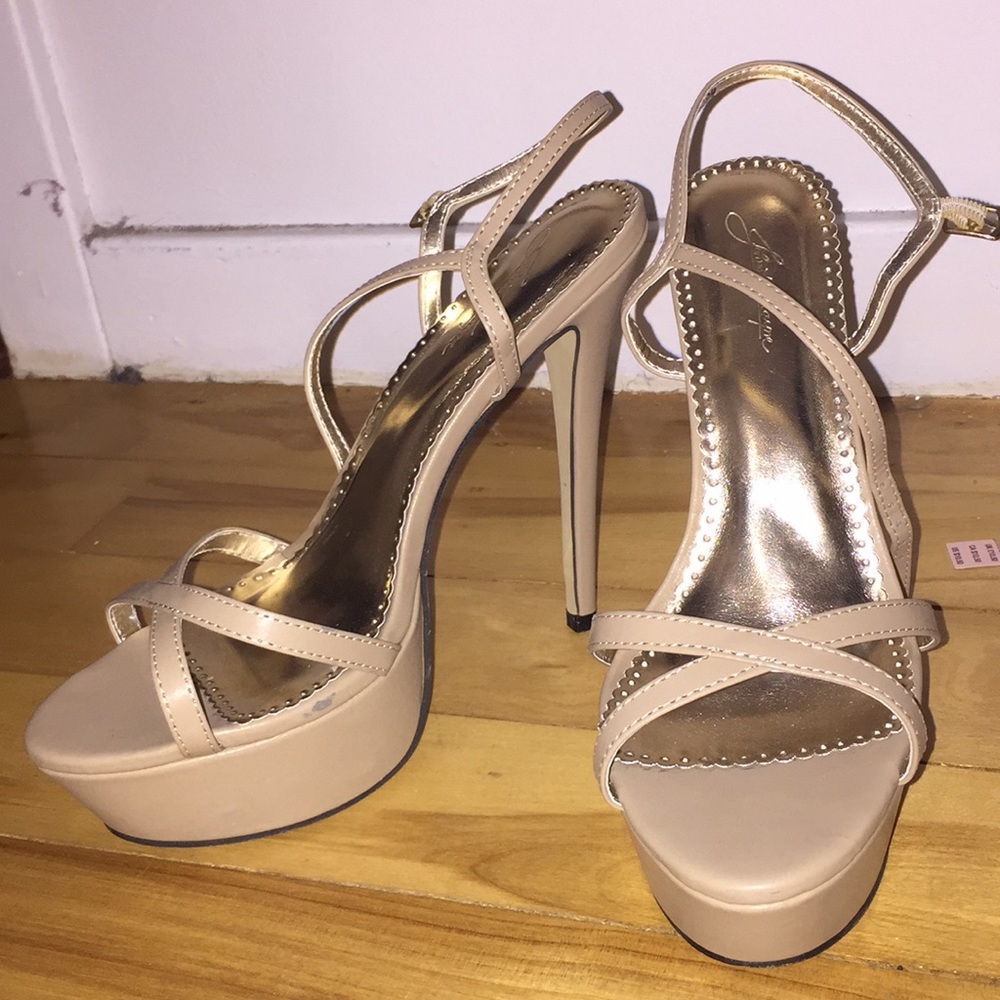 Johnathan Kayne Heels ✨👠